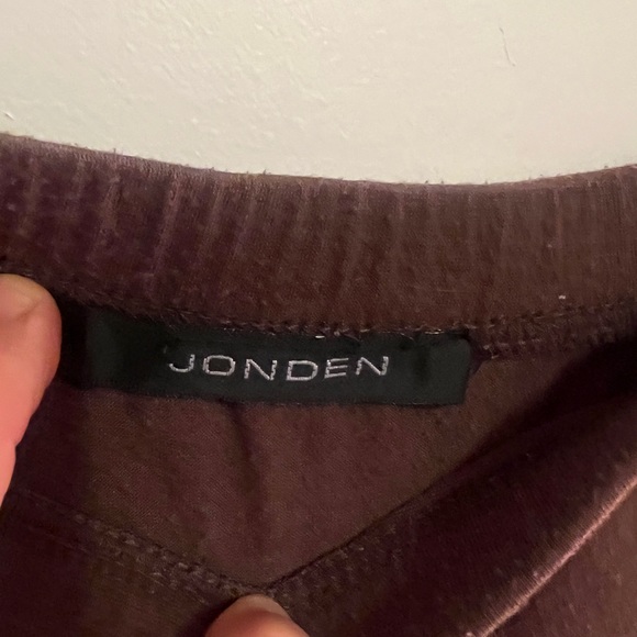 Two piece set - Picture 4 of 10